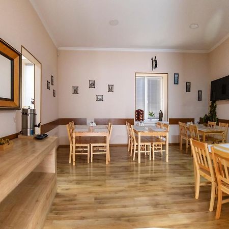 Royal House Hotel Gori Kültér fotó