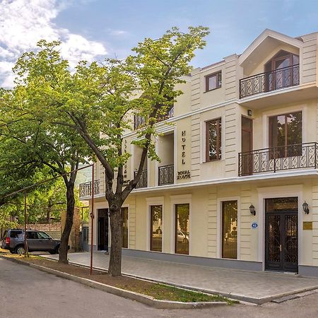 Royal House Hotel Gori Kültér fotó
