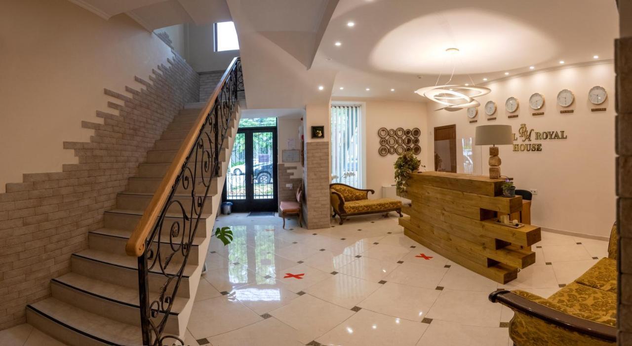 Royal House Hotel Gori Kültér fotó