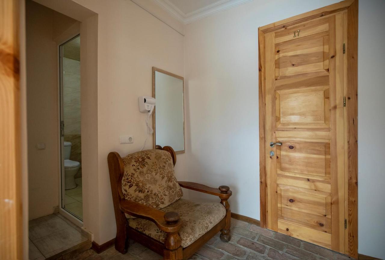 Royal House Hotel Gori Kültér fotó
