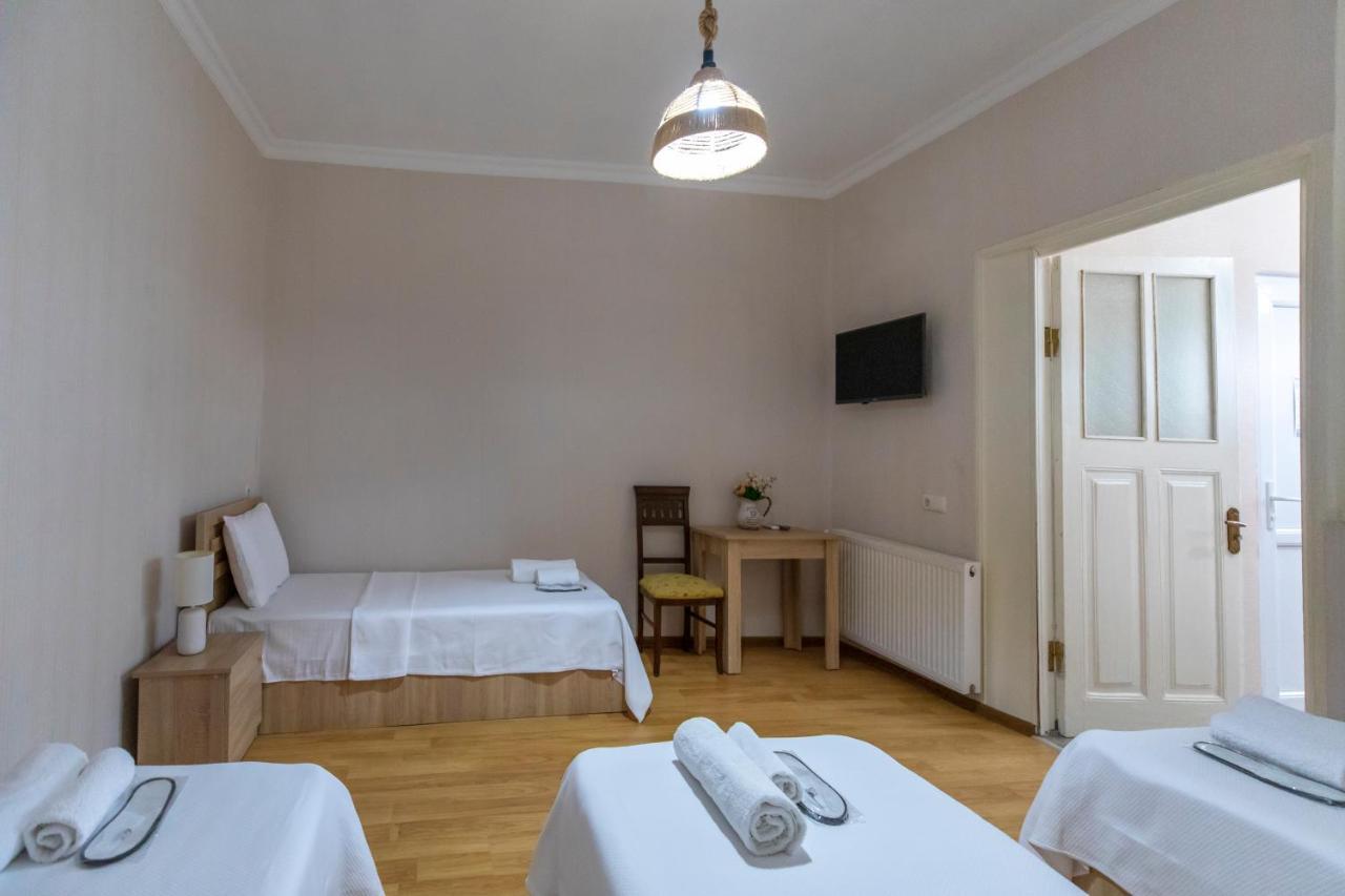 Royal House Hotel Gori Kültér fotó