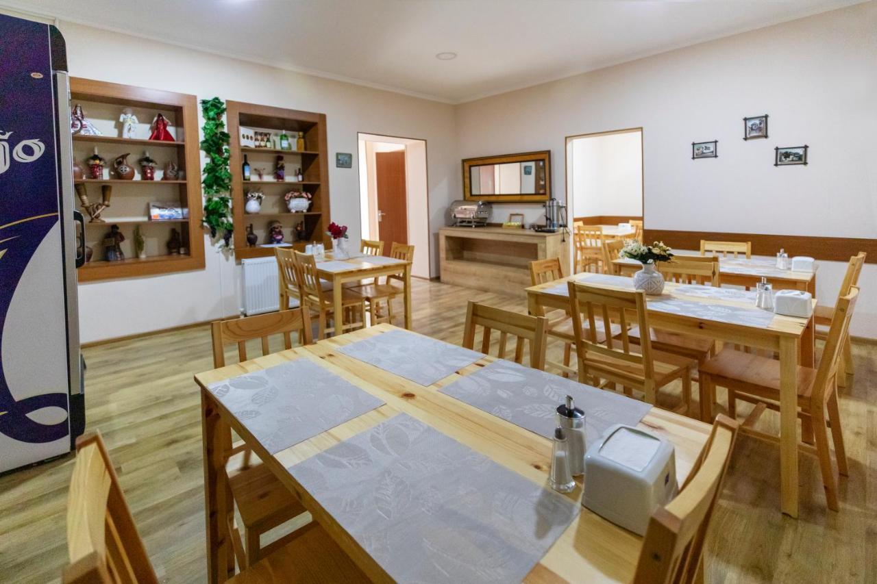 Royal House Hotel Gori Kültér fotó